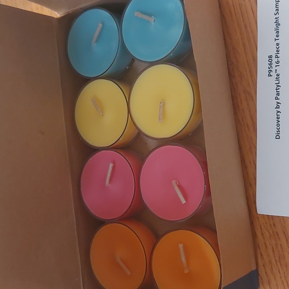 Party Lite Sampler 16pcs NWOT - Picture 1 of 6